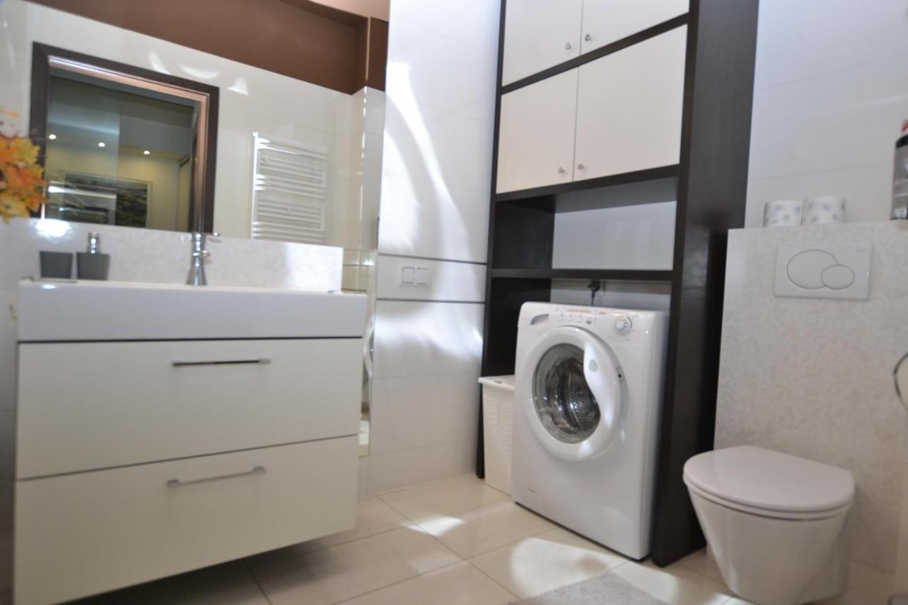 Apartament Bursztynowy Z Garazem -Centrum Gliwic Gliwice Luaran gambar